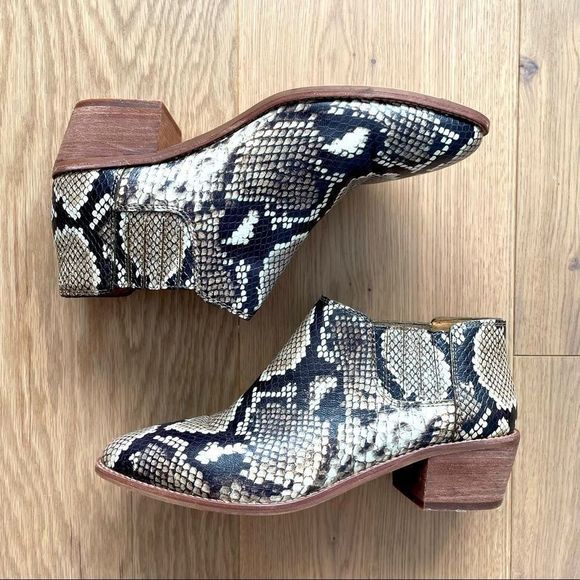 Madewell leather booties | Size 7.5 US - Picture 2 of 8